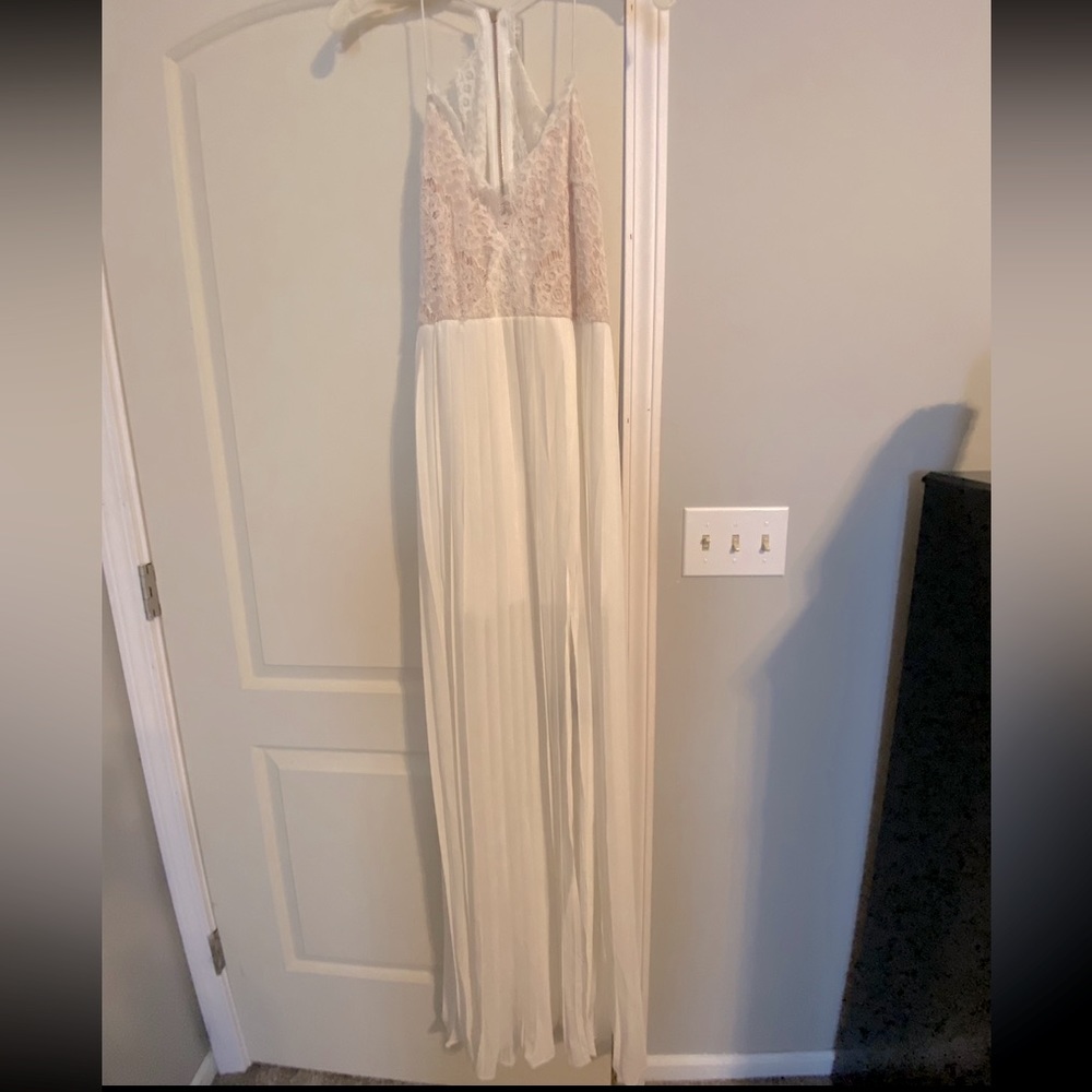 Shein V-Neck Off-White Maxi Dress. Women’s size X-Large